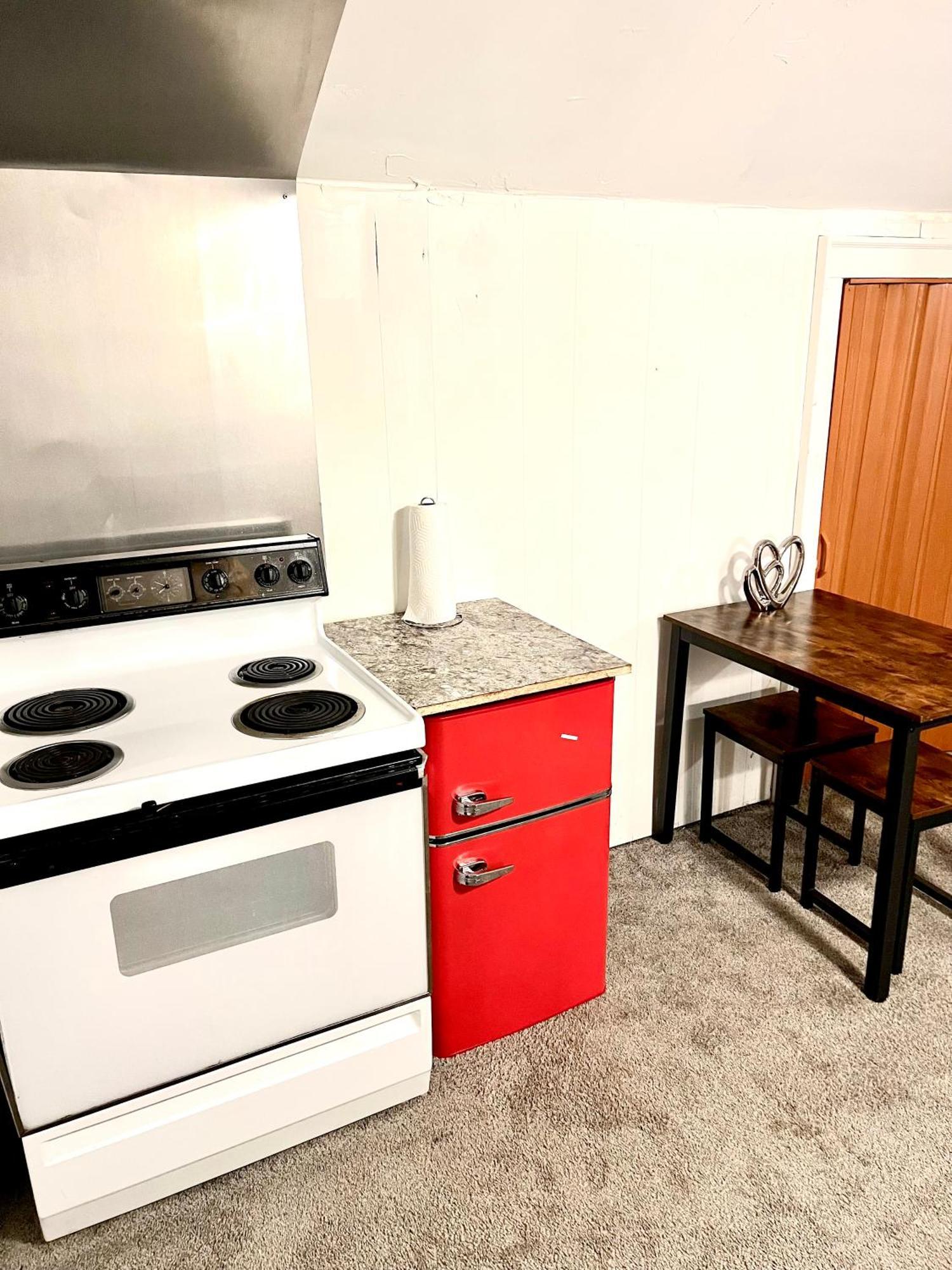 Two Bedroom Villa Studio With Fireplace & Living Room 디트로이트 외부 사진